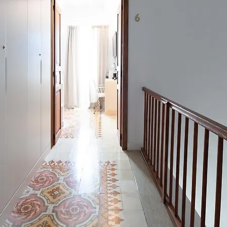 Llonga's Guest house